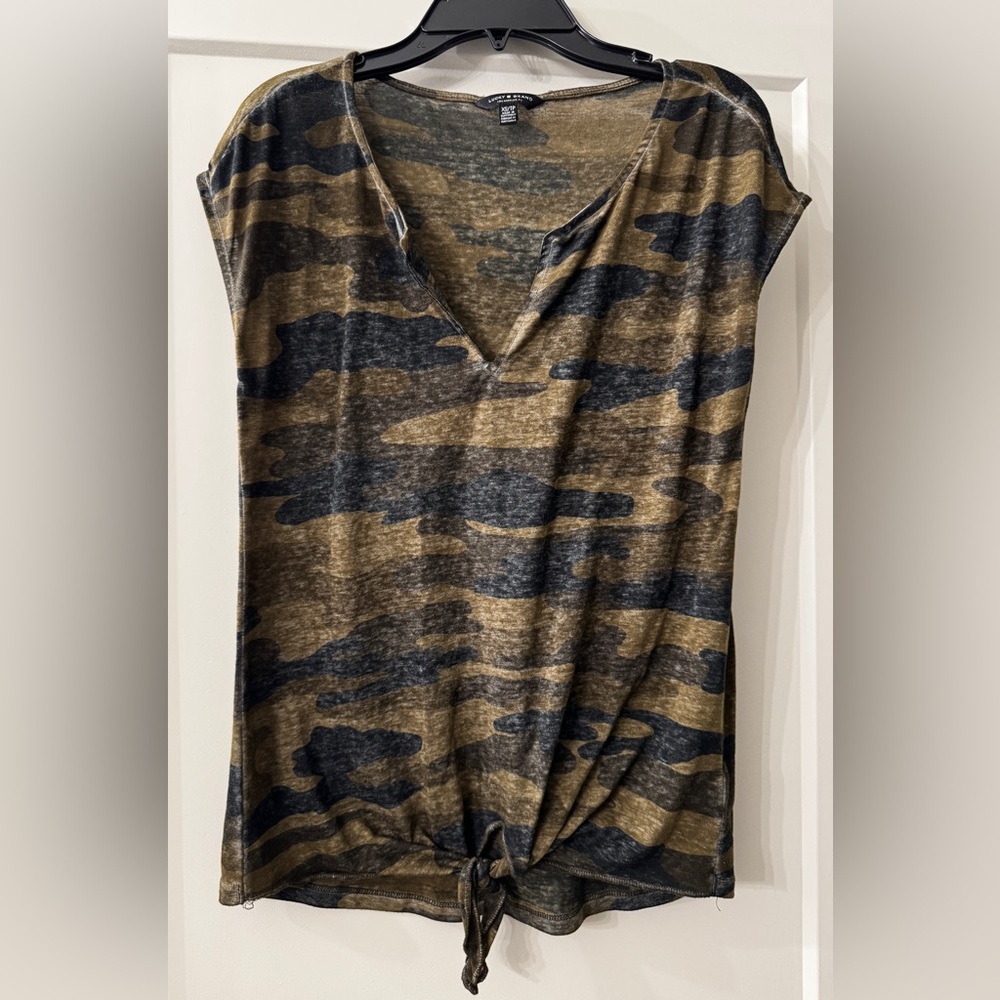 Women’s T-shirt